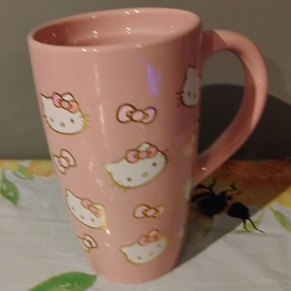 Sanrio Hello Kitty Pink Ceramic Latte Mug Gold Bow All Over Print Coffee Cup